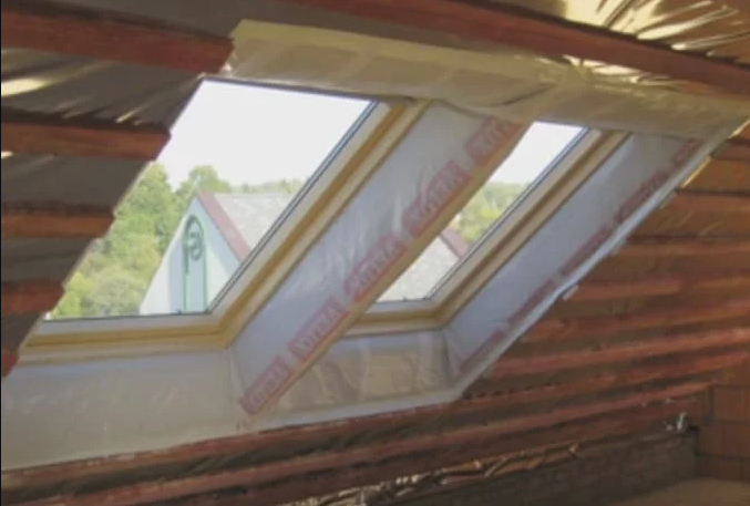 Refurbished roof window